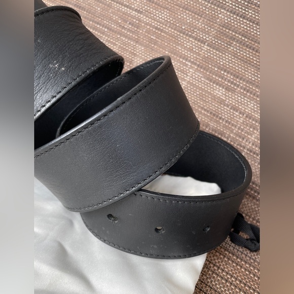 Authentic Gucci belt - Picture 4 of 8